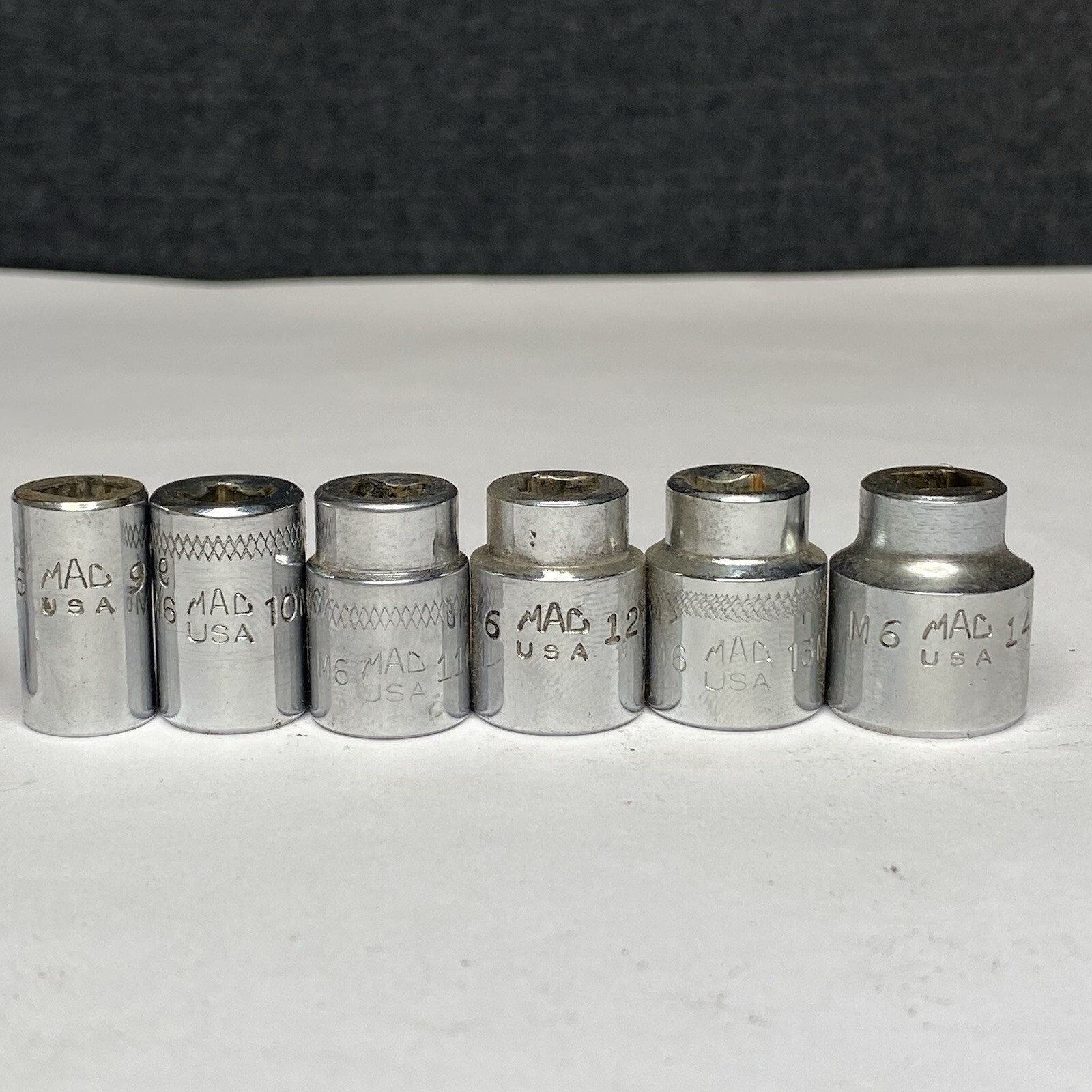 Mac Tools USA 1/4″ Drive Metric 4mm – 14mm Shallow 6-Point 11 Piece Socket Set