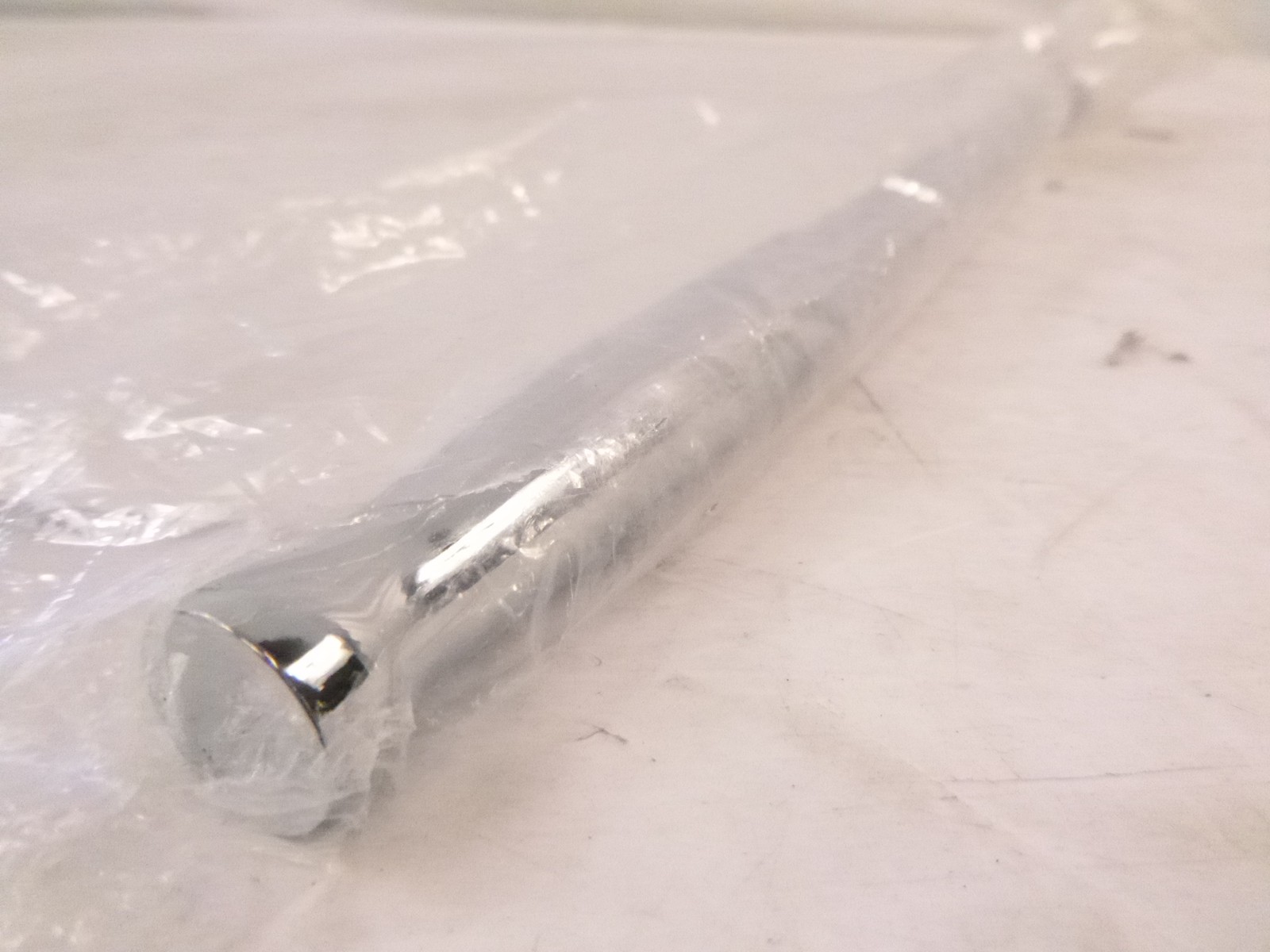 Astro Pneumatic 18″ Extra-Long Flex Head Ratchet Wrench 78318 Nano Socket 17mm