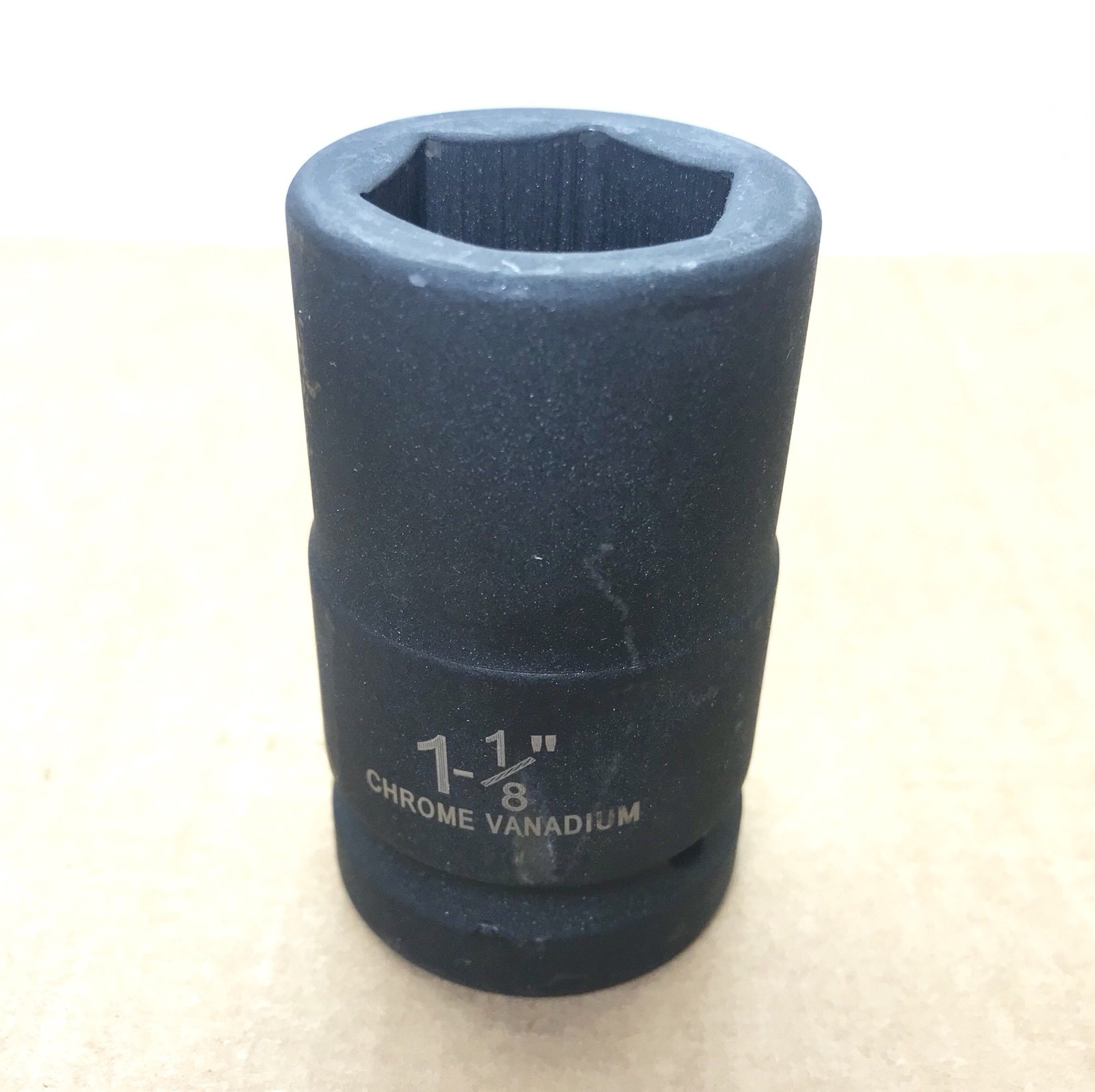 1-1/8″ Black Chrome Vanadium 1″ Drive 6 Point Impact Socket