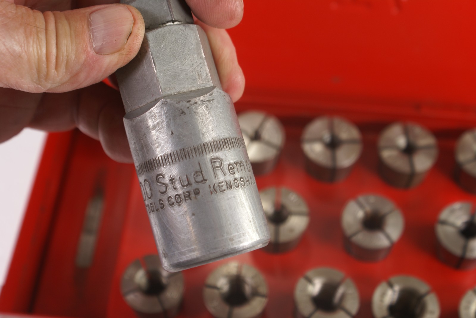SNAP-ON TOOL SET OF 15 PC. CG-500 SAE STUD REMOVER AND RESETTER IN METAL CASE