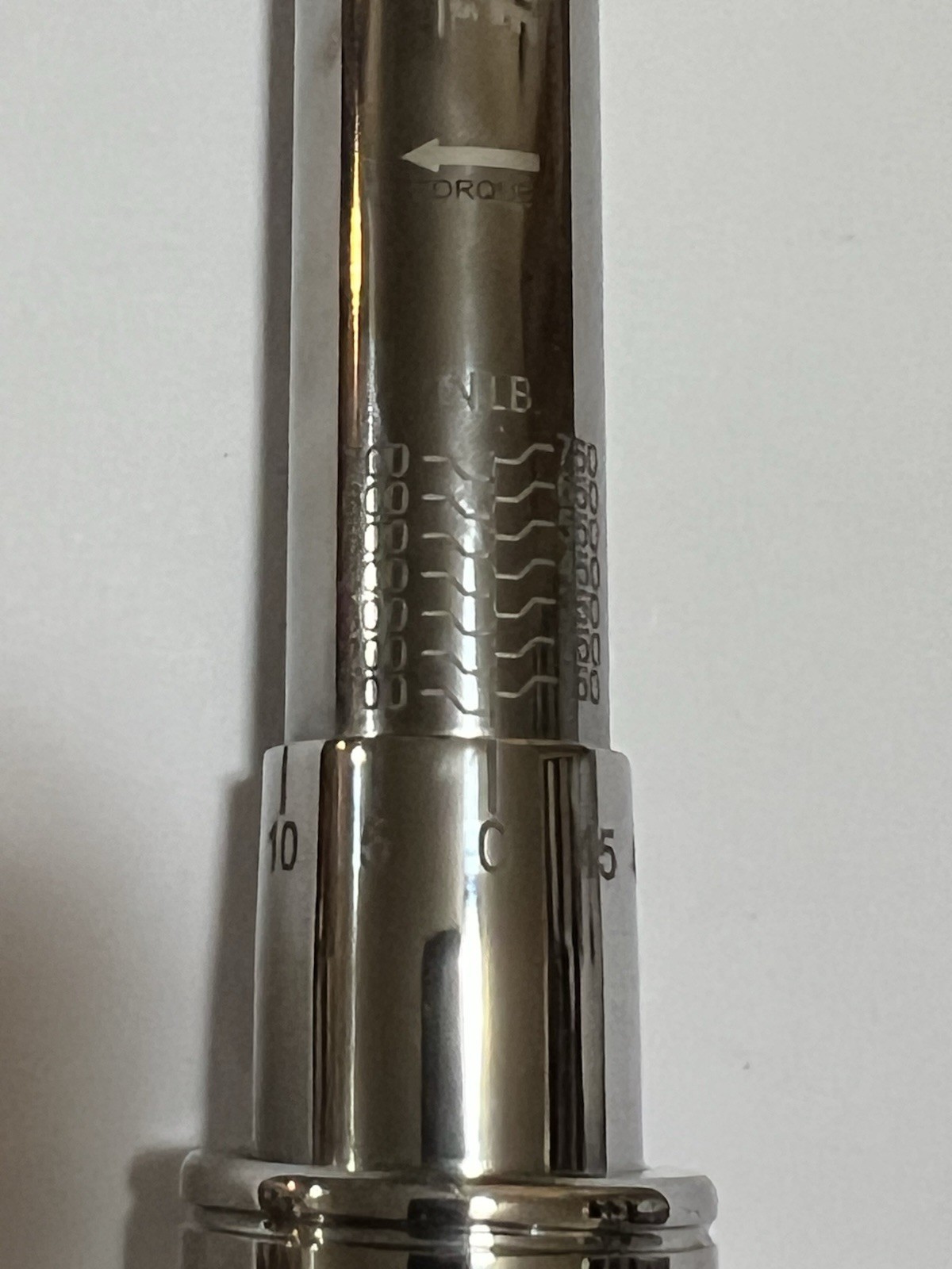 CDI 3/8 Drive Micrometer Torque Wrench Model 7502MRRHSS 100-750 In/Lb w Case USA