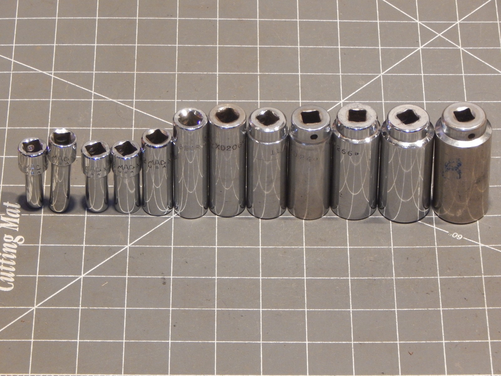 Mac 12Pc 3/8 Drive SAE Deep Socket Set 1/4″ 15/16″ XD 6Pt Dr