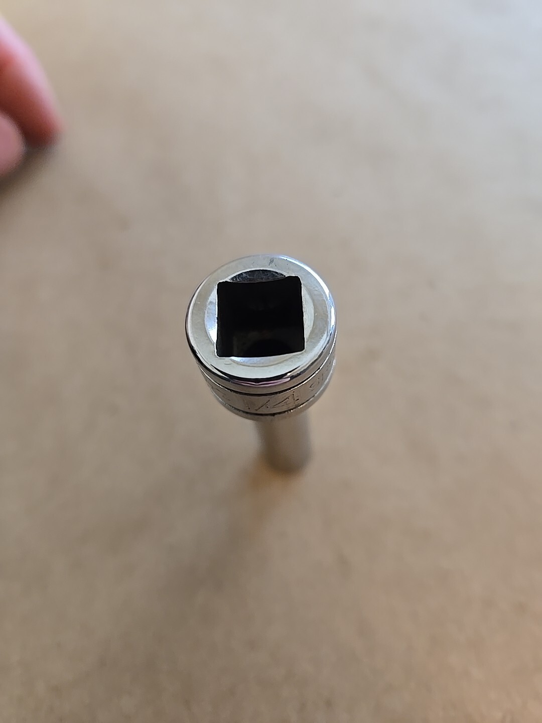 Snap On 3/8″ Drive 1/4″ 6PT Deep Chrome Socket SFS081