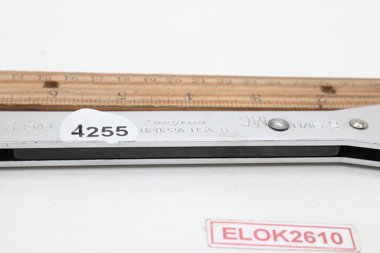 Snap-on R2022A 5/8″ x 11/16″ 12 Point SAE Ratcheting Box End Wrench 7.75″ USA