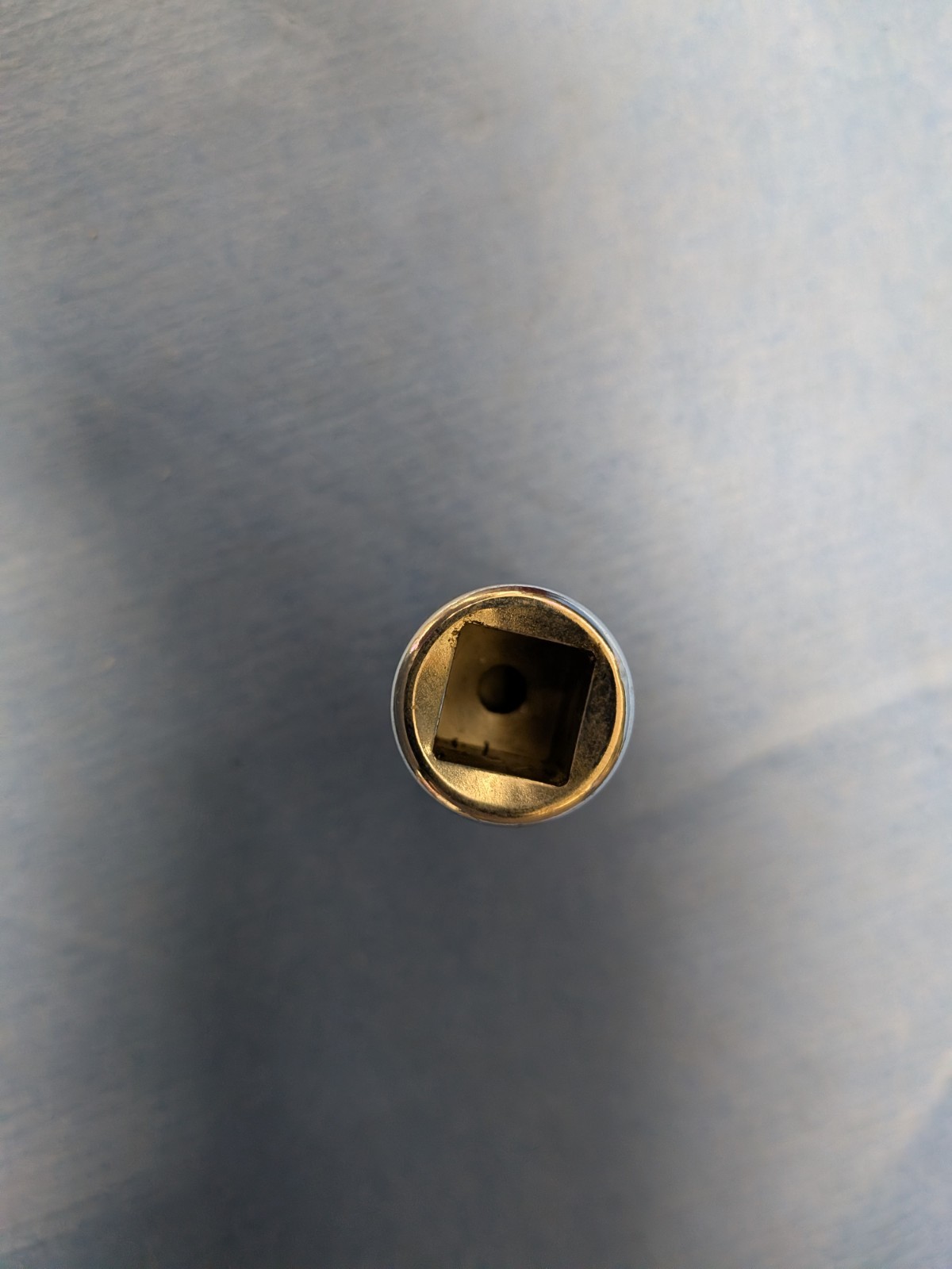 Snap-on Tools USA 3/8″ Drive 1/4″ Stubby Hex Bit Driver Socket FAXS8E, Pre-owned