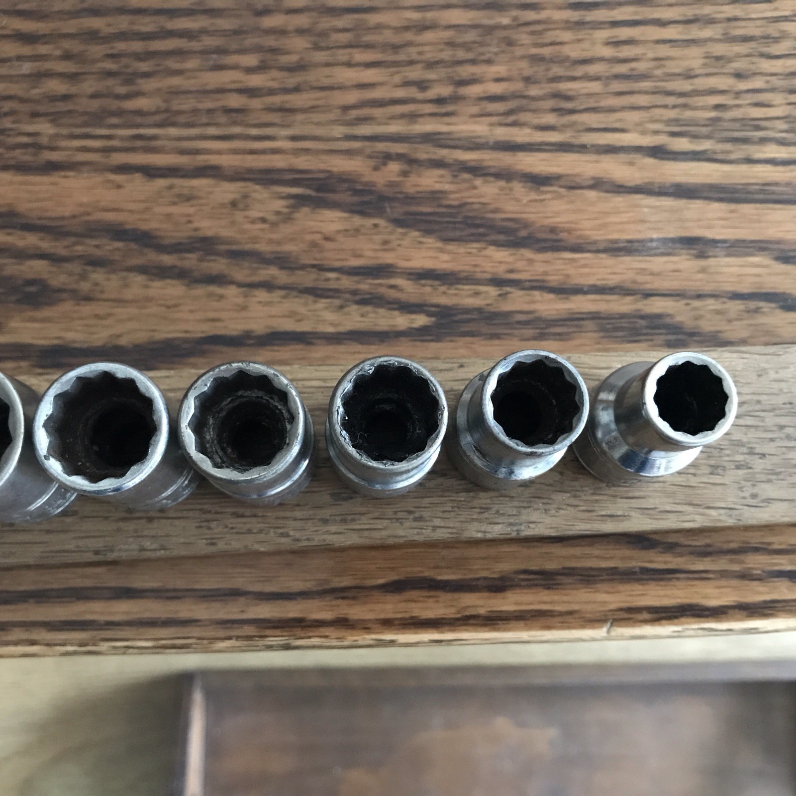 8 Gordon Tools Sockets 7/8″ To 7/16”AF With 1/2″ Drive . F