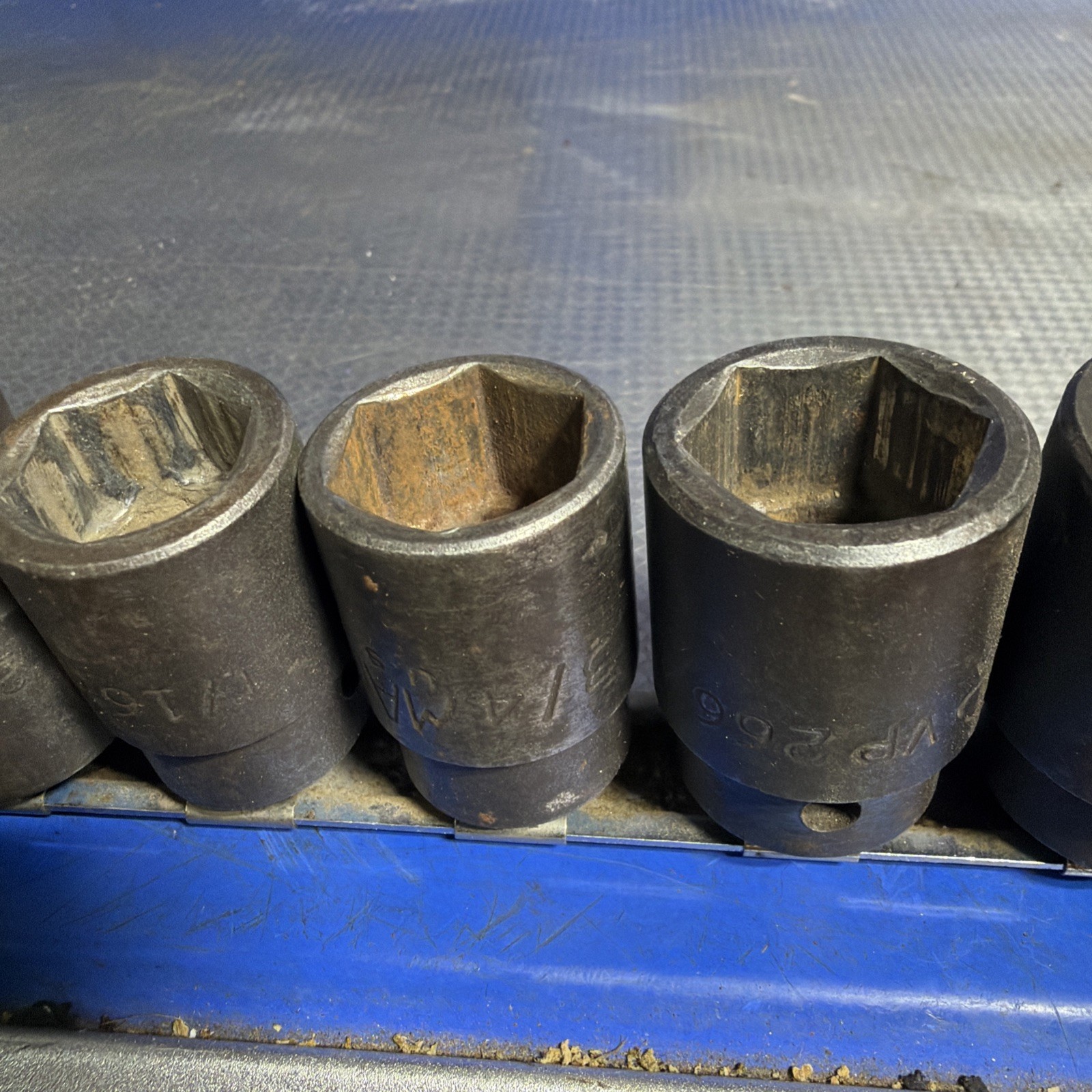 MAC Tools 1/2″ Drive 14 Pc SAE 6 Pt Impact Socket Set VP- SERIES 3/8- 1 1/4.