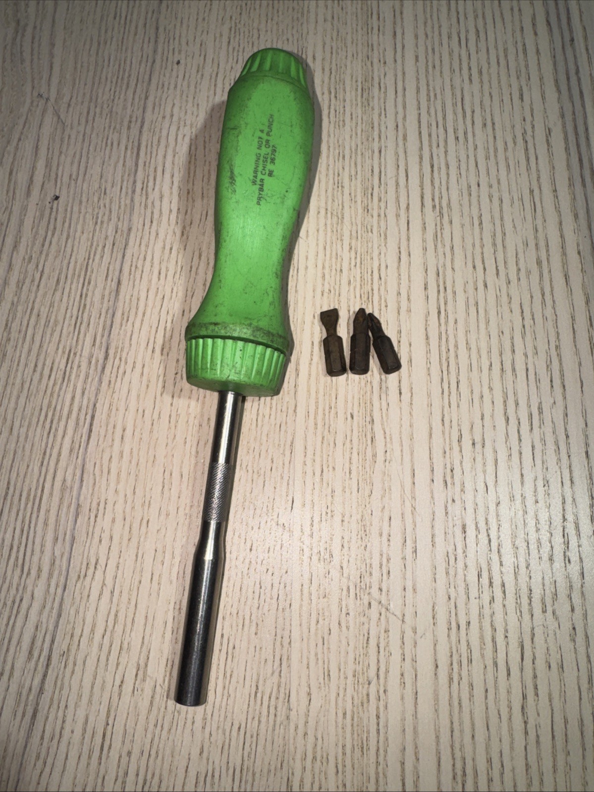 Snap-on SSDMR4B Ratcheting Screwdriver Green Magnetic Handle With 3 Bits USA
