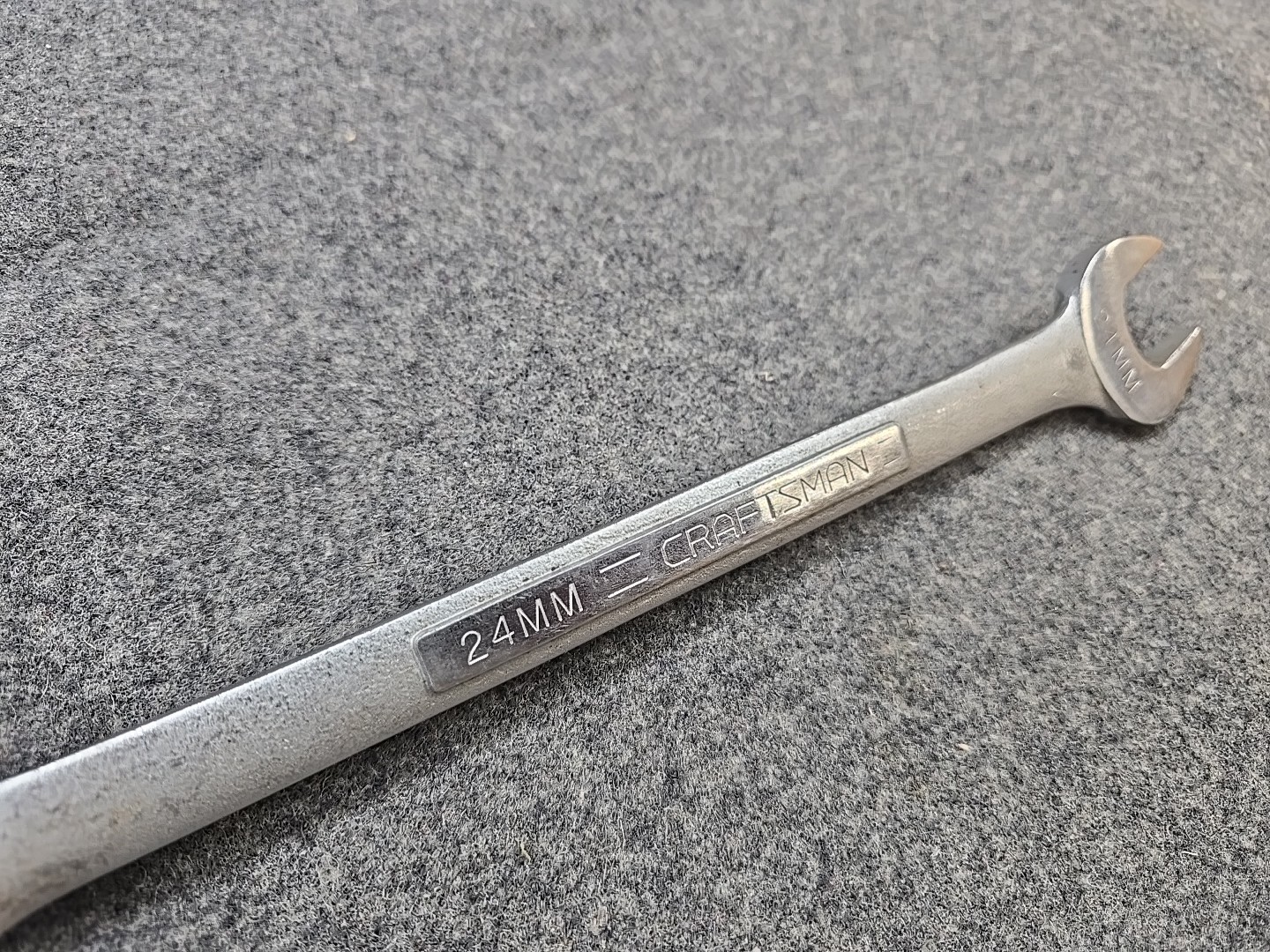Crafstman Metric 24 MM -V- Style Wrench 42923 Made In The USA