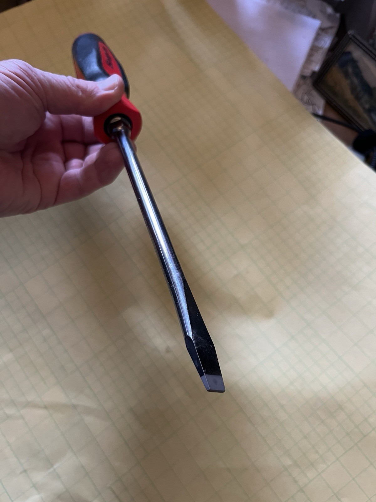 Snap On Flat Slotted Screwdriver Full Size SGD8B Classic Red Colour Soft Grip