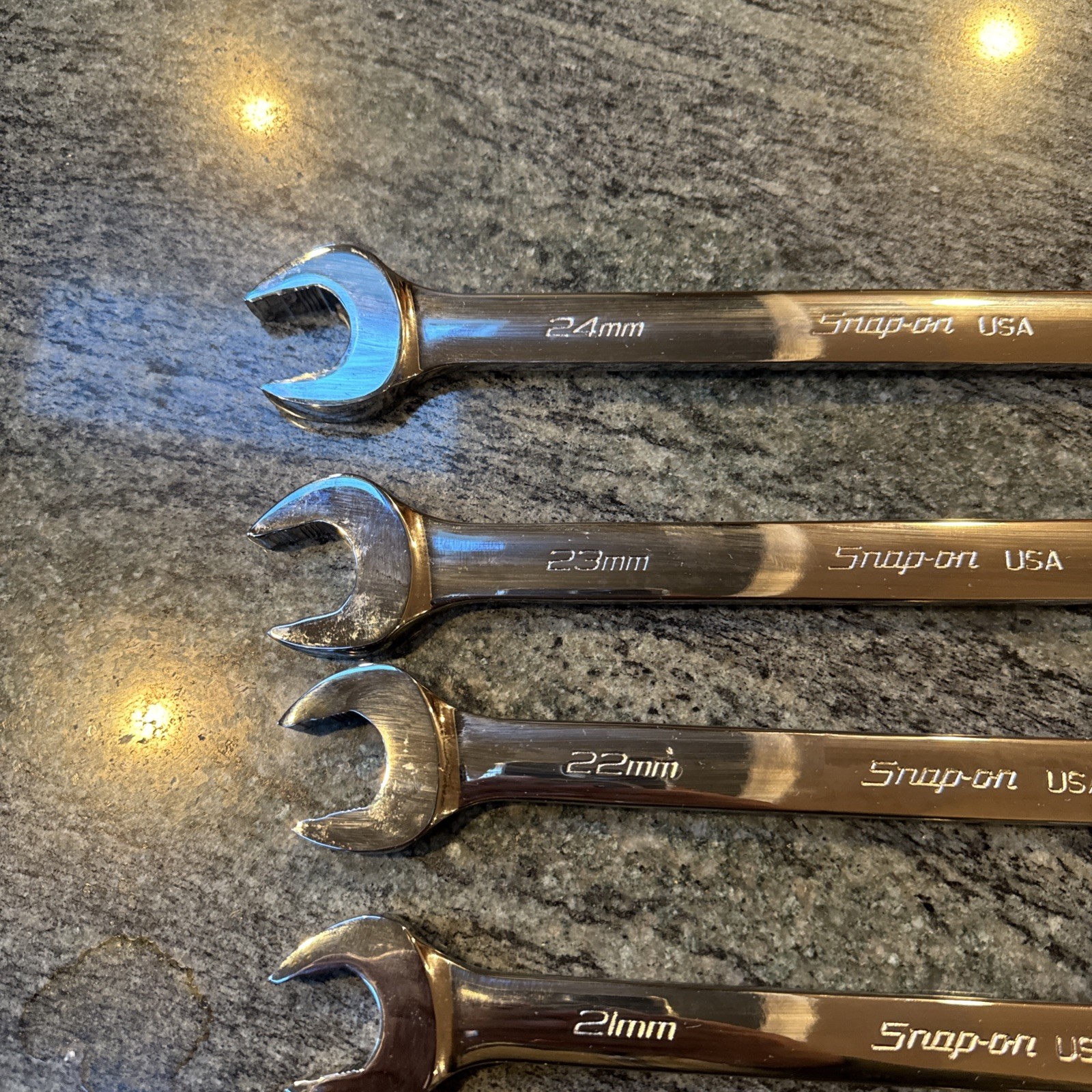 Snap-On soexm705 5 pc 12 point metric flank drive + combo wrench set 20-24mm