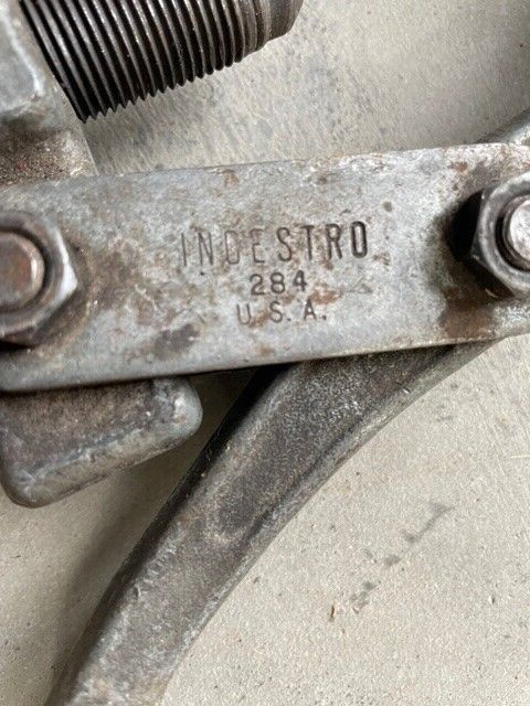 INDESTRO #284 Universal Puller – used 2 jaw
