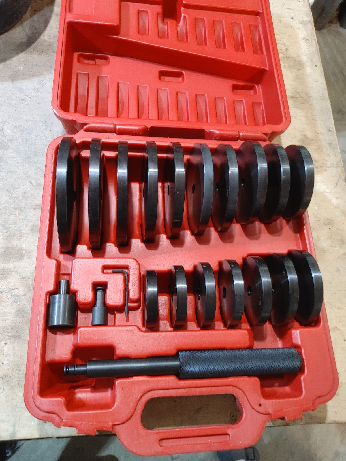 T&E TOOLs Extra Large Custom Built Bush/Bearing/Seal Driver Set.