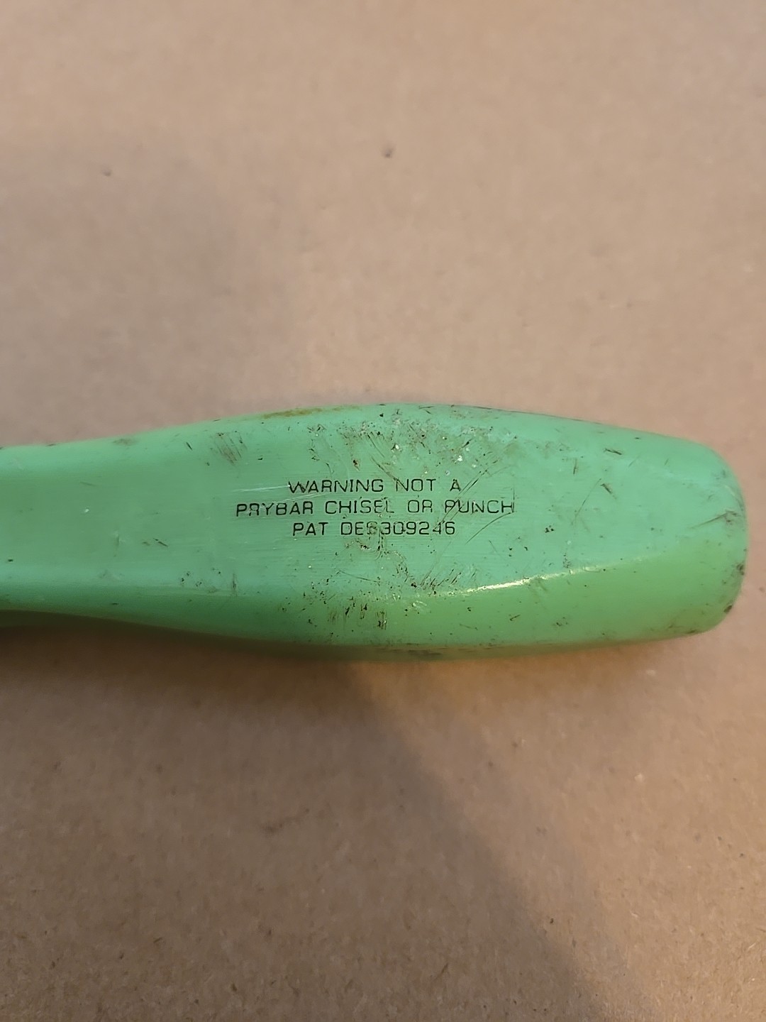 Snap On 5/16″×6″ Blade Screwdriver Green Hard Handle SDD6