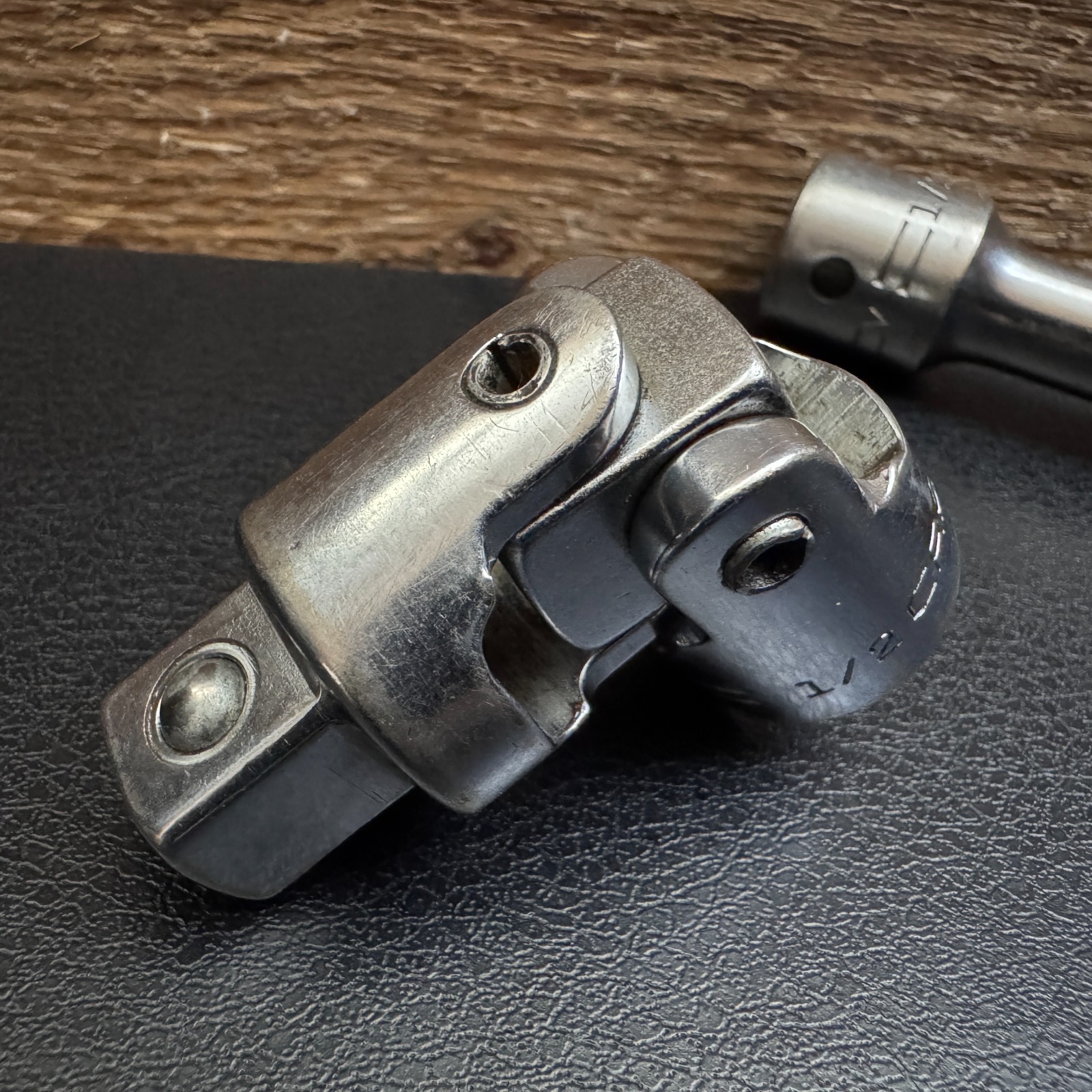 Craftsman 1/2″ Drive Universal Joint Swivel =V= 4425 1/2″ Drive 6″ Extension Bar