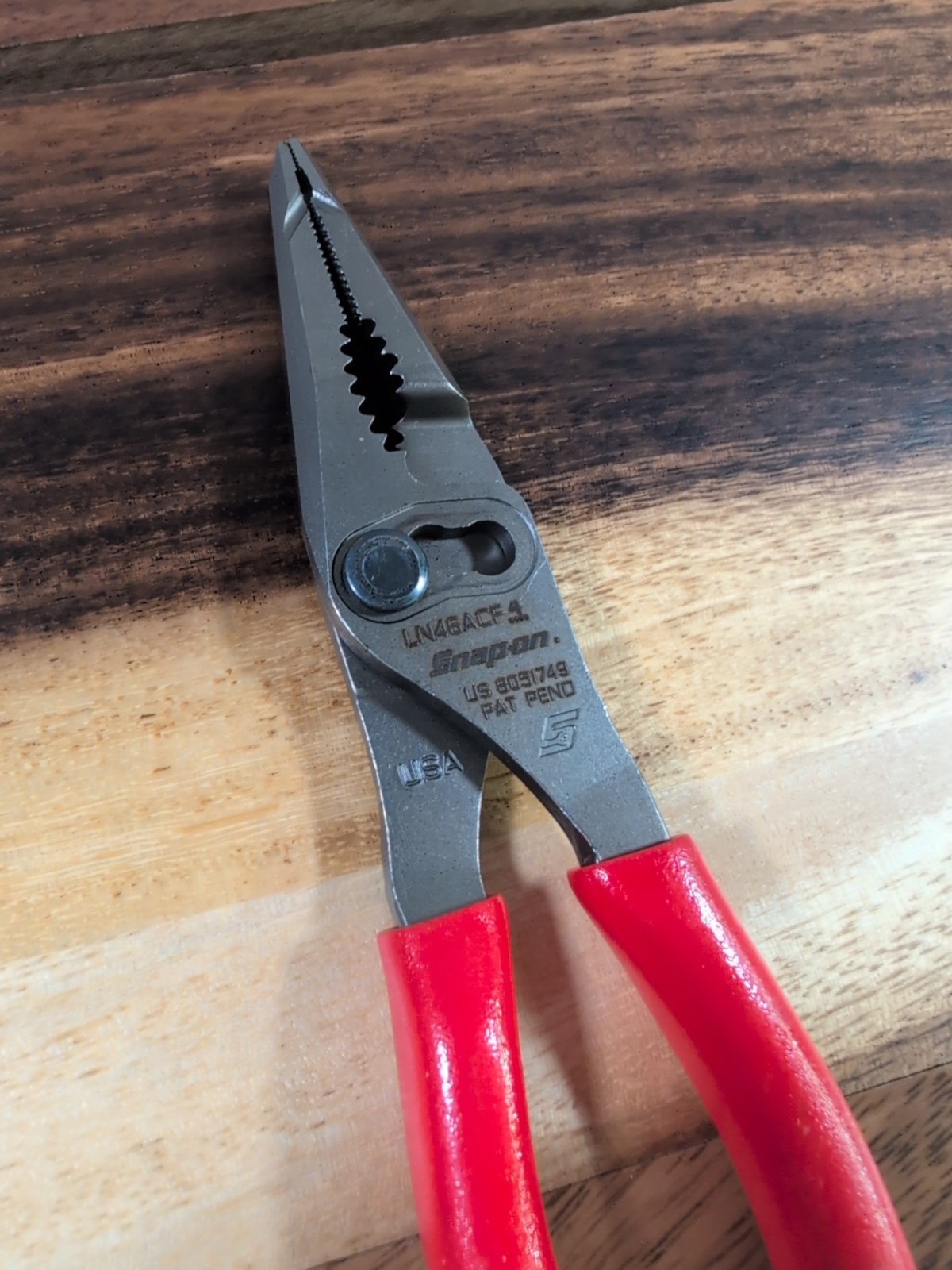 *NEW Snap On LN47ACF 9″ Needle Nose/Slip-Joint Combo RED Handle Soft Grip Pliers