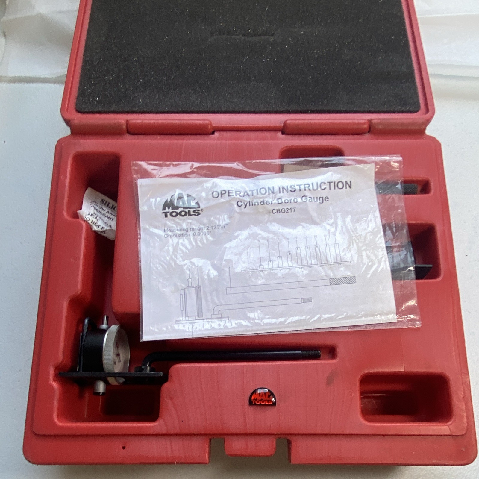 Mac Tools Cylinder Bore Gauge CBG217 with Case and Instructions Like New Cond