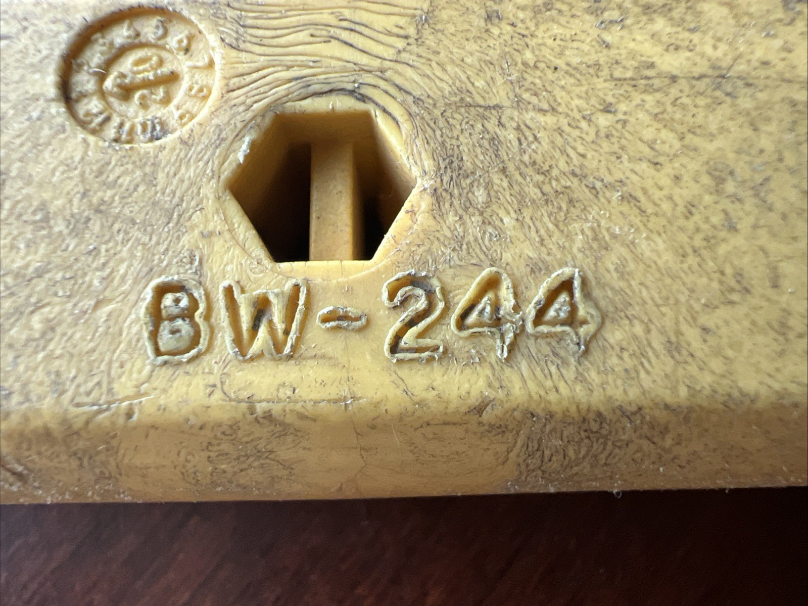 Rauckman Bugwrench BW-224 4-in-1 Insulated Box Wrench 5/8-3/4-1/2-9/16″ Lineman