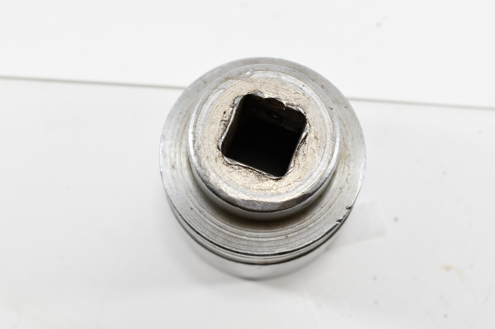 SNAP ON LDH602 1-7/8″ 3/4″ DRIVE SAE 12 POINT SHALLOW SOCKET M348A