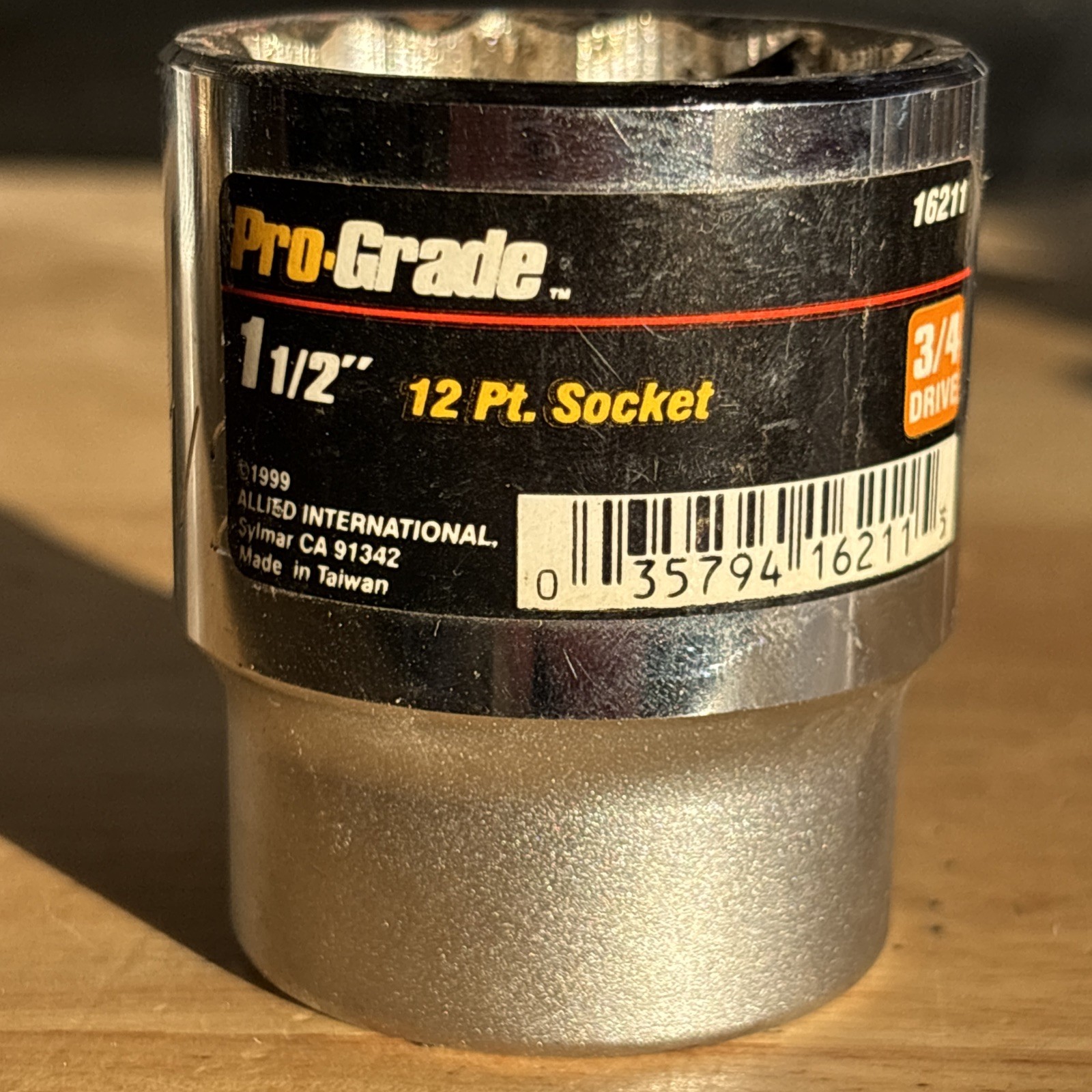 Pro-Grade 1-1/2″ Shallow Socket 3/4″ Drive 12 Point 16211 Taiwan