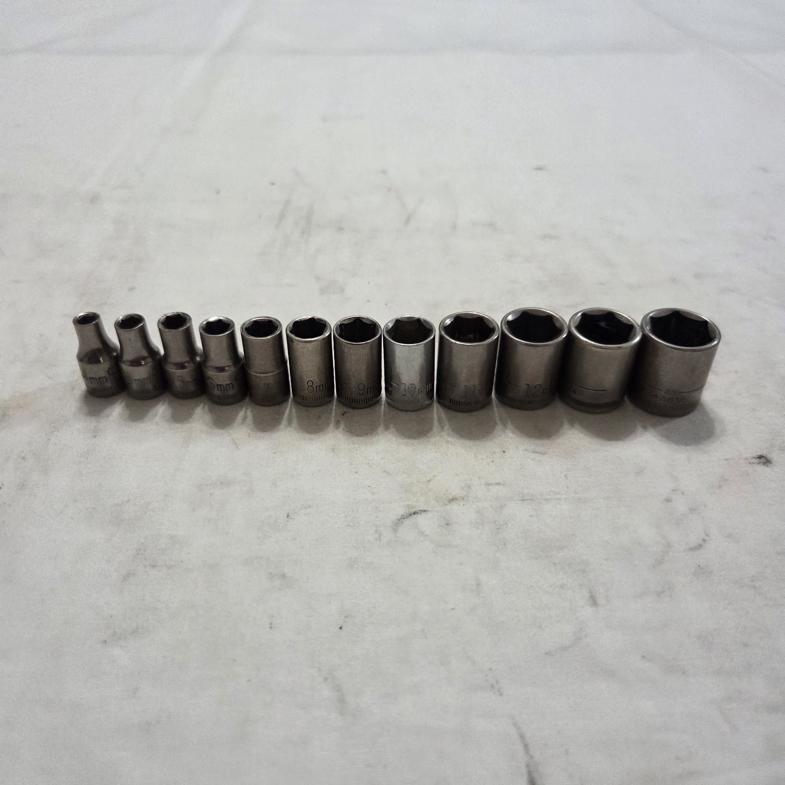 Craftsman 11pc Metric 4mm-14mm 6Pt Shallow Socket Set 1/4″ Drive G2,V Series USA