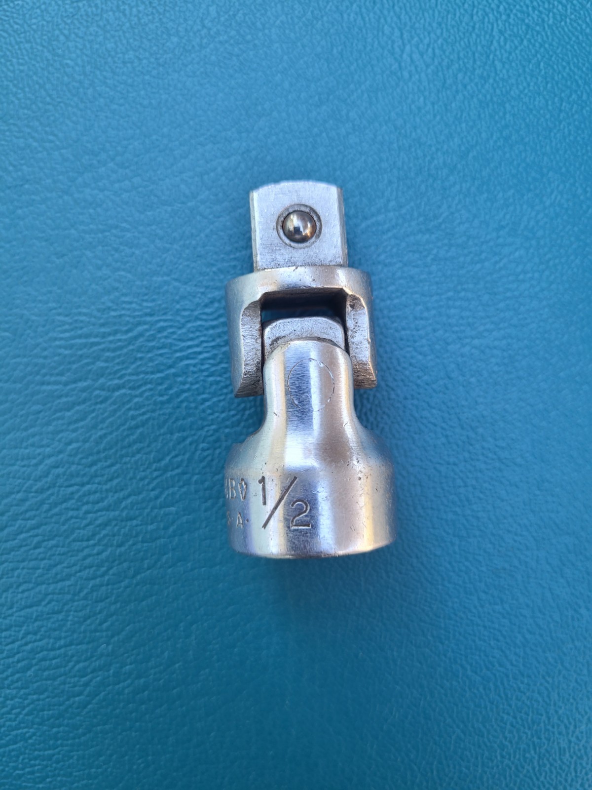 PLOMB Tools 5470 1/2″ Drive Universal Swivel Socket Joint Adapter. USA.