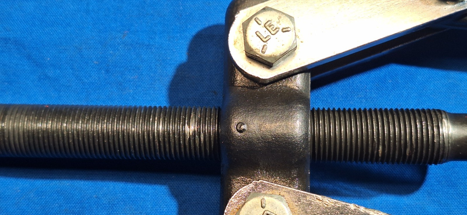 OTC T82T-6256-A Ford Rotunda 303-185 Cam gear puller for 4.9