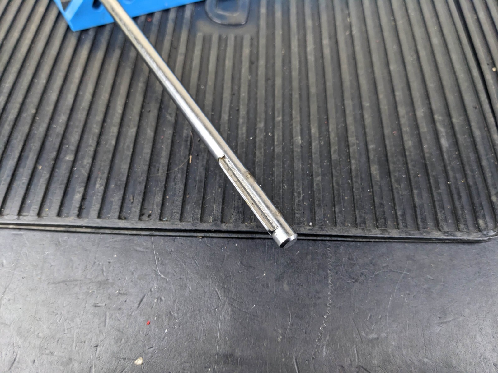 #ao278 NEW Snap-On 12″ Shaft for Flat Long Cabinet Screwdriver SGD4120B