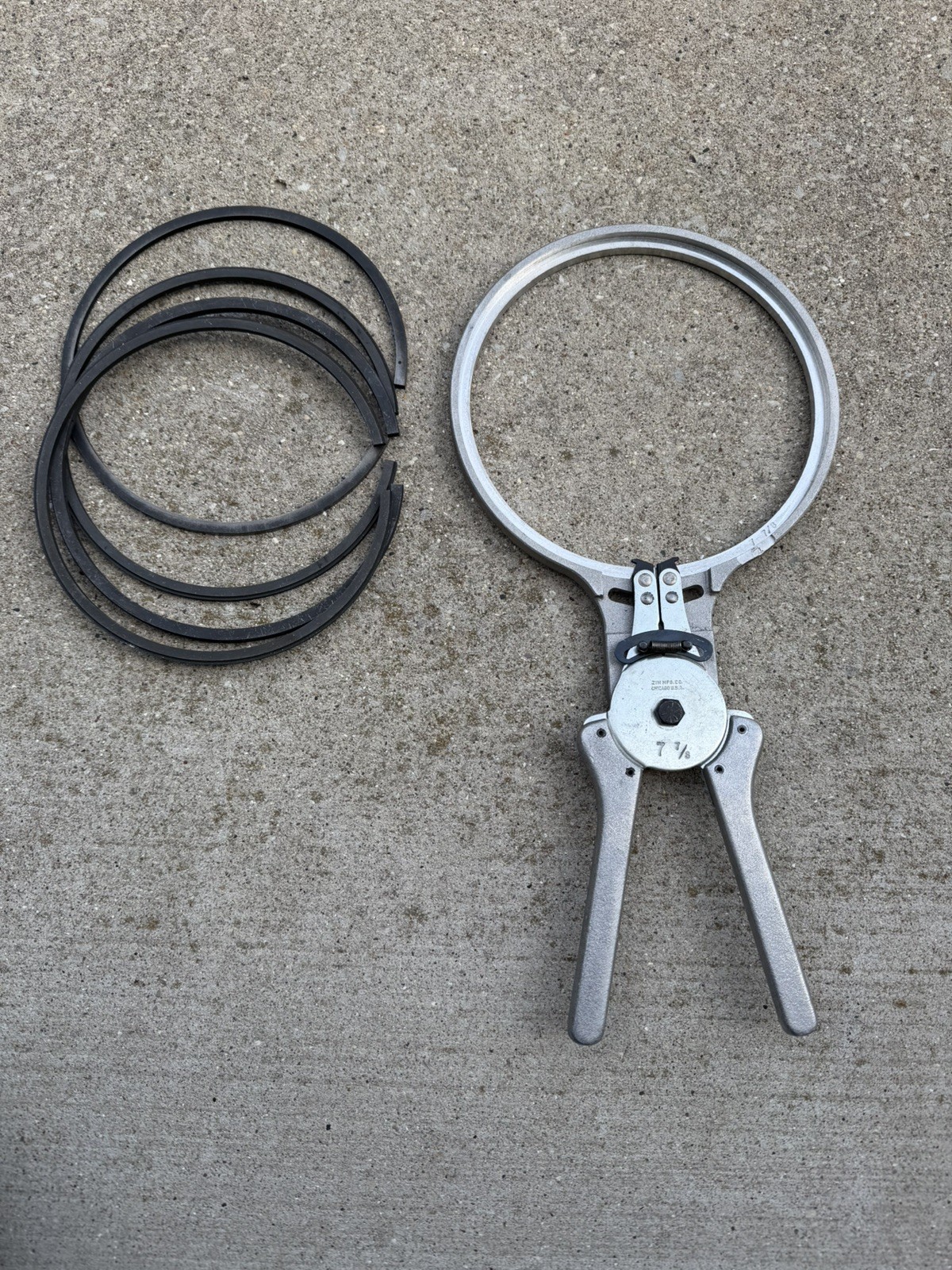 Piston Ring Expander – Large 7 7/8” Dia. – Diesel – USA by Zim – very rare!!