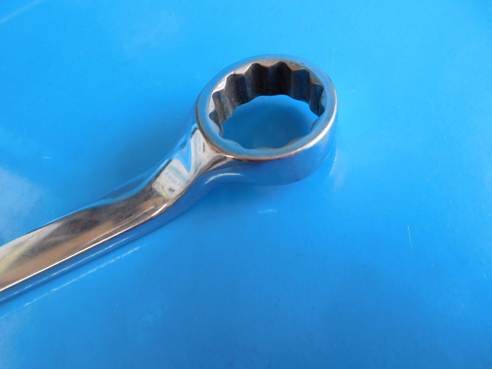 USED, SNAP ON TOOLS «1-1/4 X 1-5/16 IN.» OFFSET BOX END WRENCH, PART #XB4042