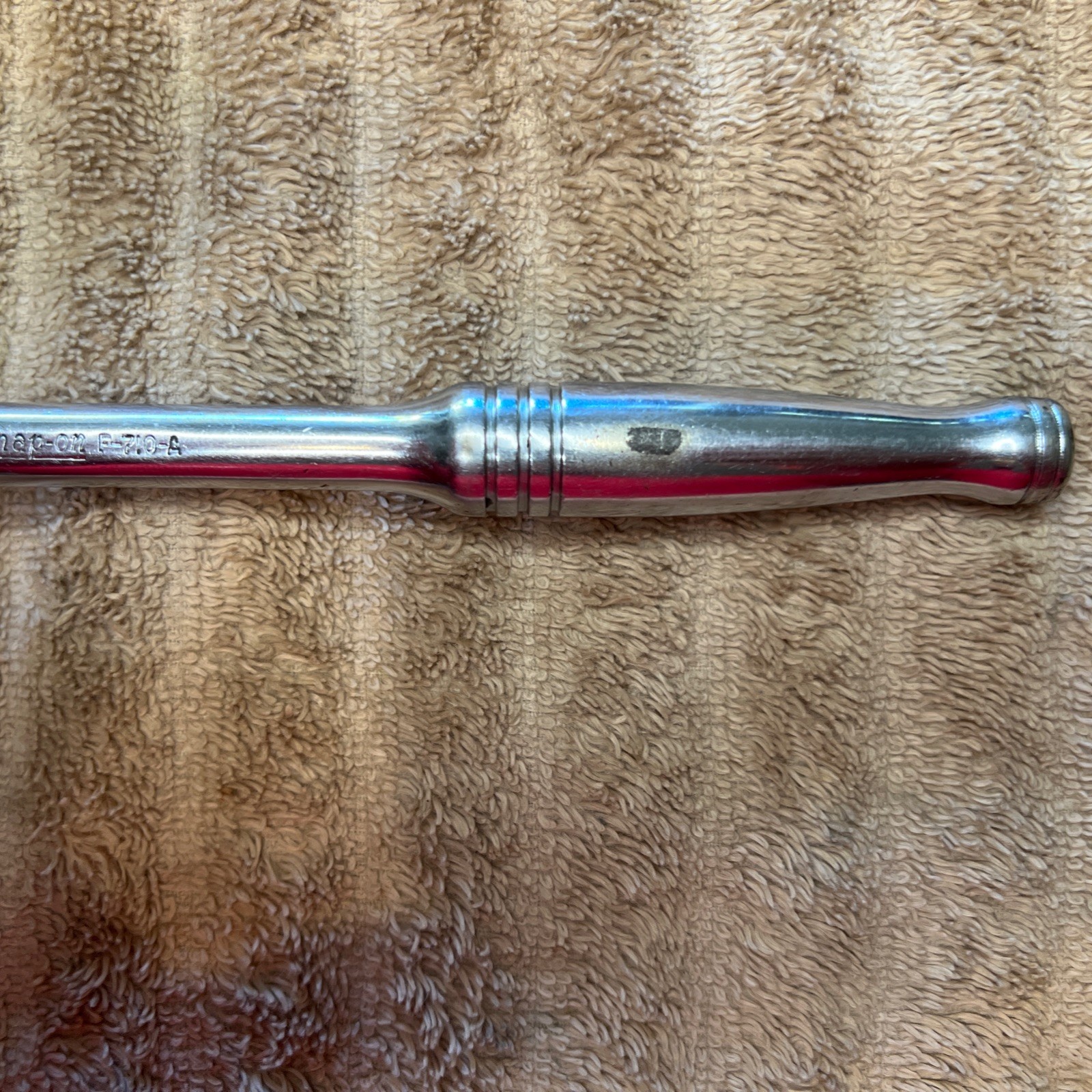 Snap-On F-710-A 3/8″ Drive Ratchet Wrench VINTAGE! WORKS WELL!!