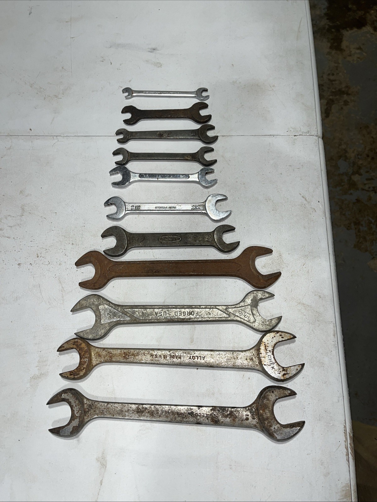 11 Wrenches Multiple Sizes And Brands