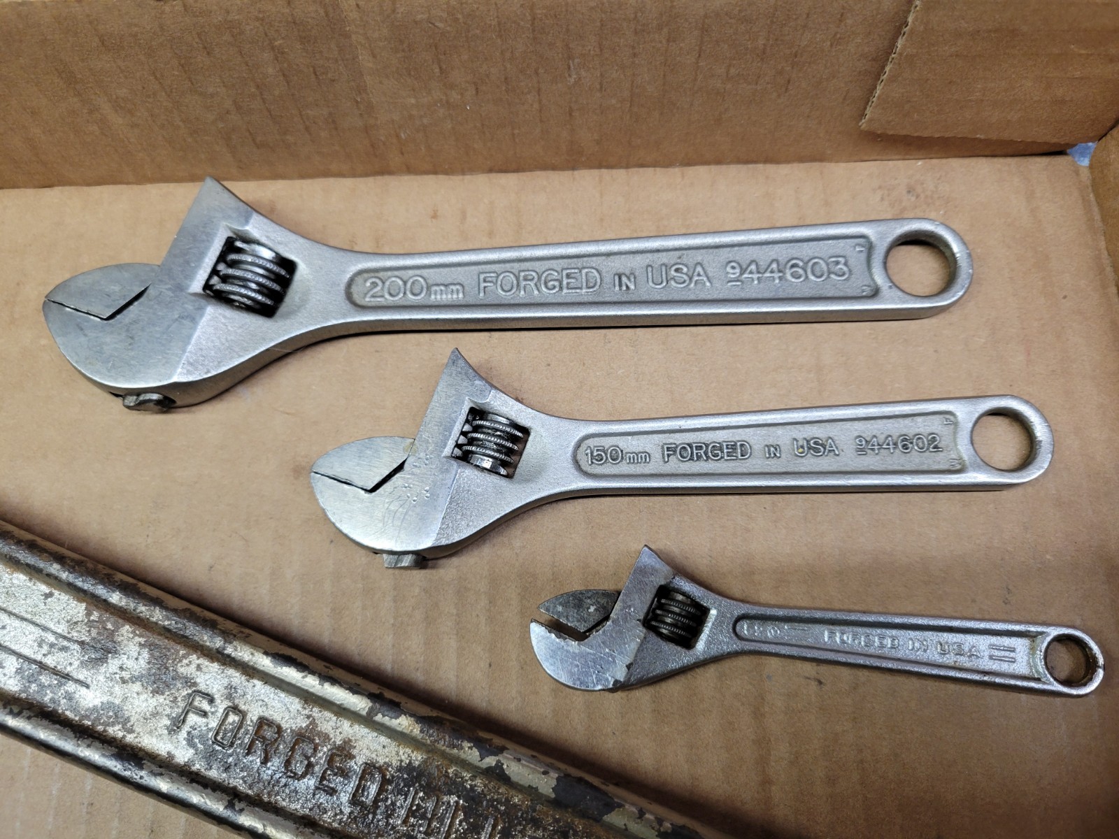 Craftsman 6-Piece Adjustable Wrench Set 4″+ 6″ + 8″ + 10″ + 12″ + 16″