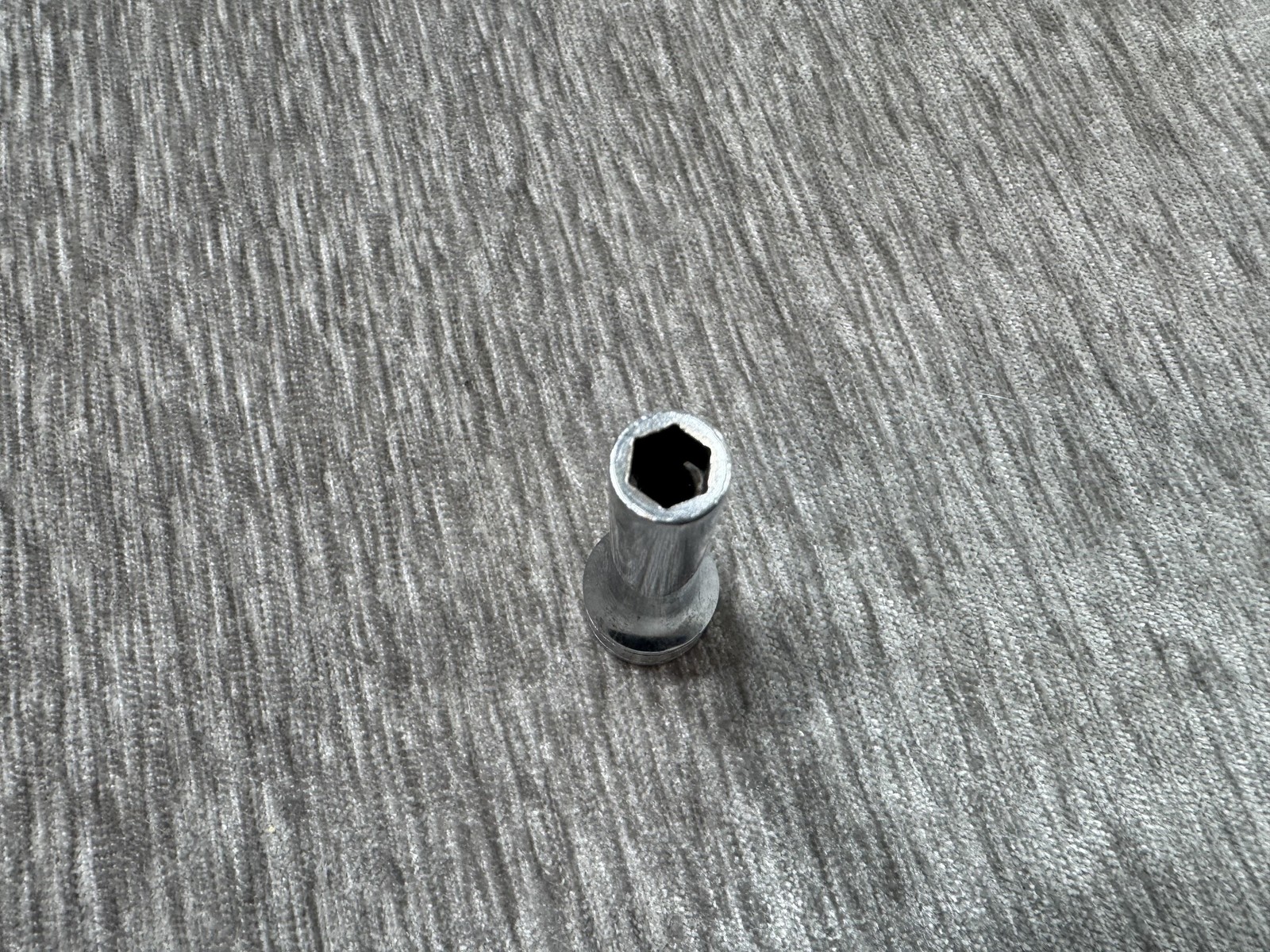 Snap-on SFS081 3/8in Drive 1/4in SAE Socket 6 Point Chrome Finish USA Tool