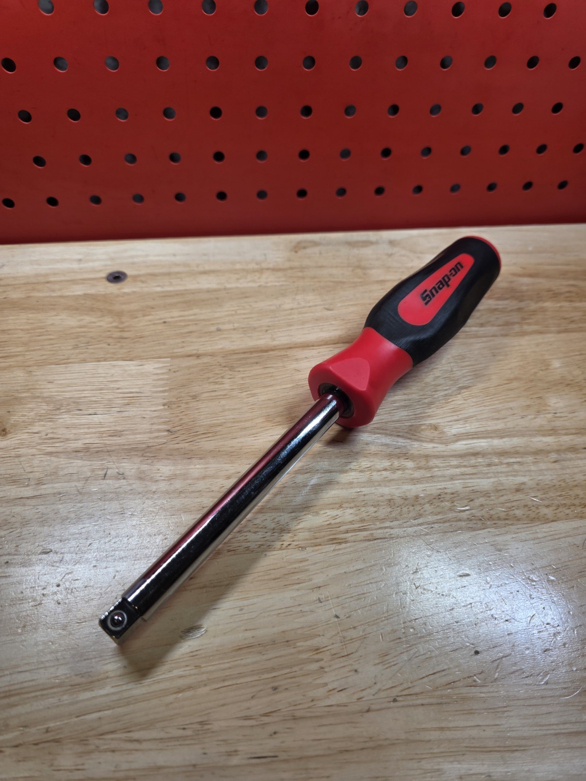 Snap-on Tools SGF50B LIGHTLY USED RED 3/8″ Drive Soft Grip Standard Shank Driver