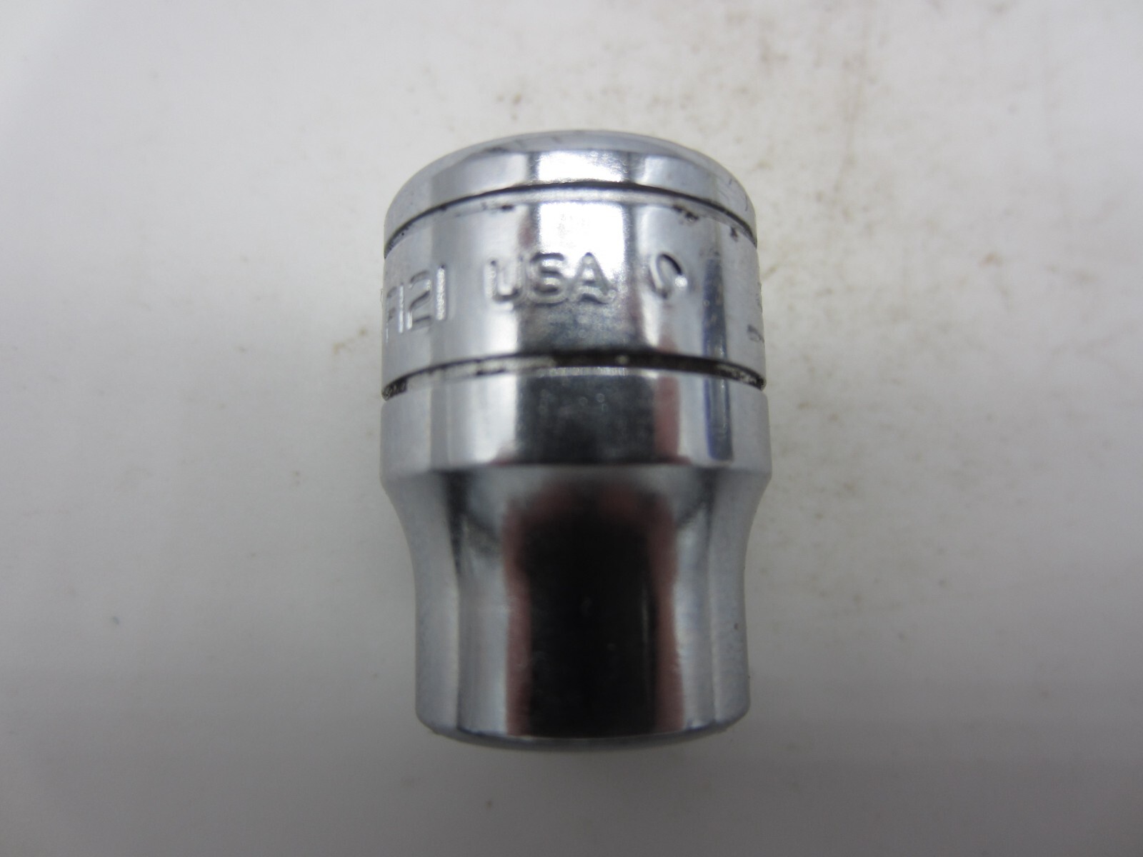 SNAP ON TOOLS 3/8″ SAE SOCKET — 3/8″ Drive — 12 Point – F121