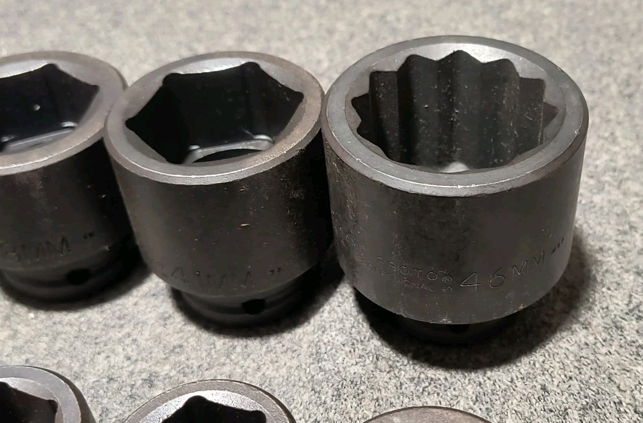 Proto Metric 3/4″ Inch Drive Impact Socket Set 19mm-46mm, 18 Pieces