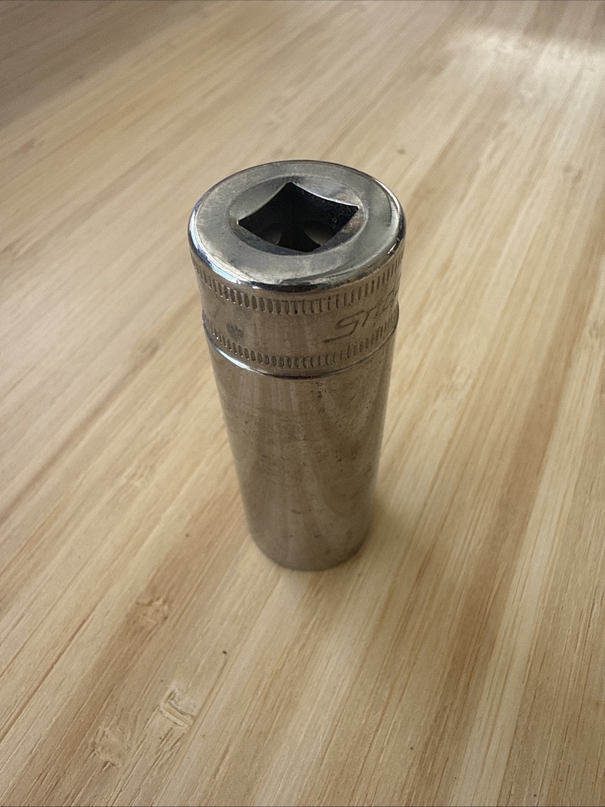 Snap On 3/8″ Drive 18MM 6PT Metric Deep Chrome Socket USA SFSM18