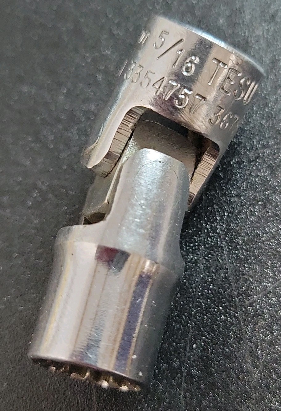 Snap-on 1/4″ Drive 5/16″ Universal Swivel 12pt Point Socket TESU10