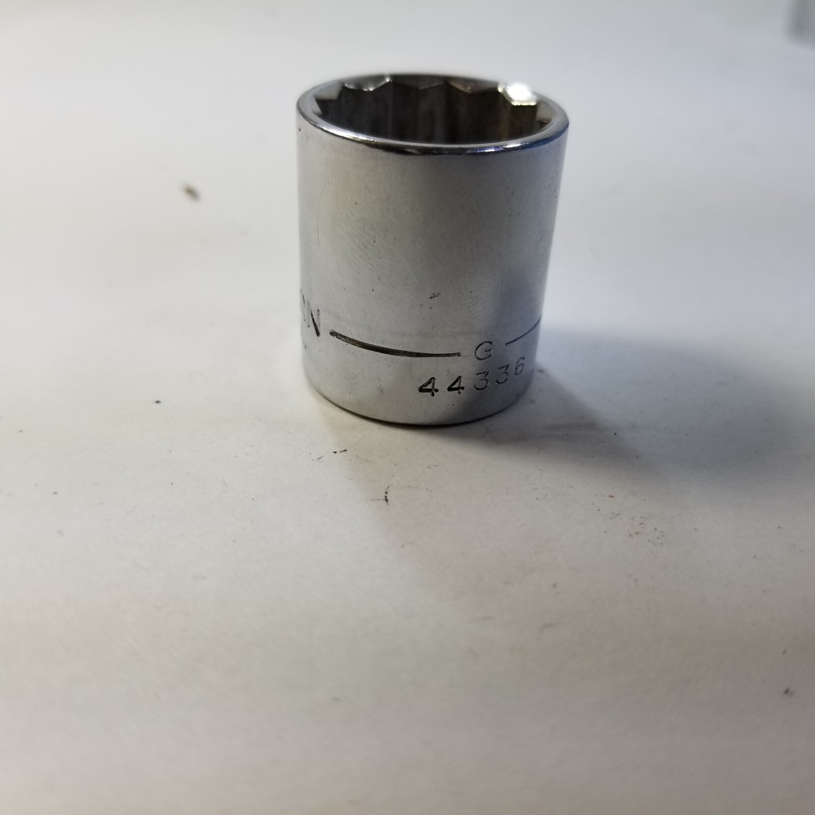 Craftsman -G- 11/16″ 12 Point Shallow Chrome Socket 3/8″ Drive 44336 USA
