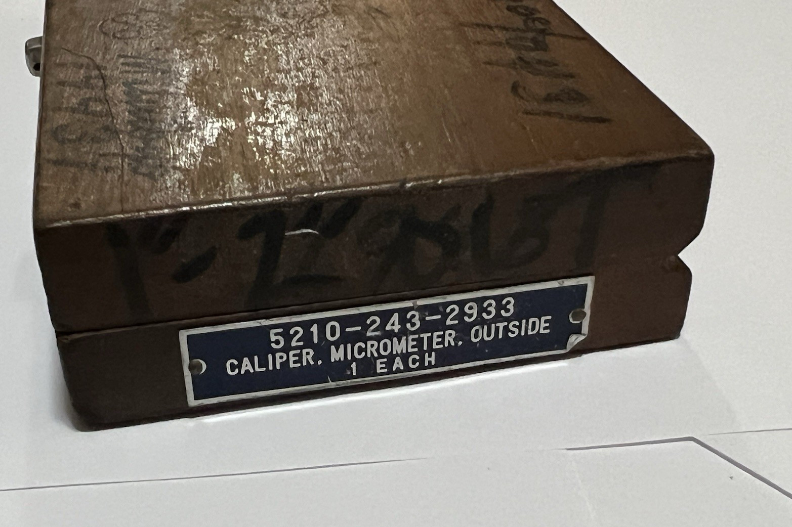 Mitutoyo 1″ – 2″ Outside Micrometer Gauge 5210-243-2933 in Box Caliper Japan
