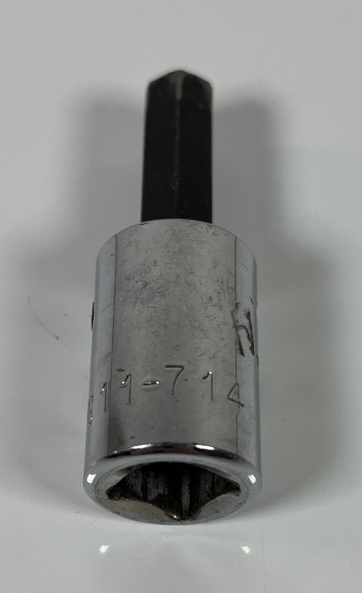 Armstrong Tools 11-714 Allen/Hex 5/16″ Socket 3/8” Drive SAE