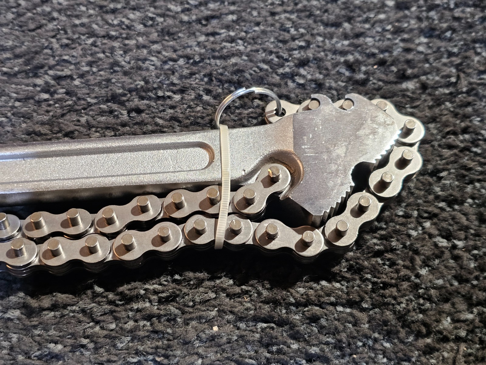 OTC Tools 6969 24″ Ratcheting Chain Wrench 3 to 6-1/2 in Chain Adjustment Range