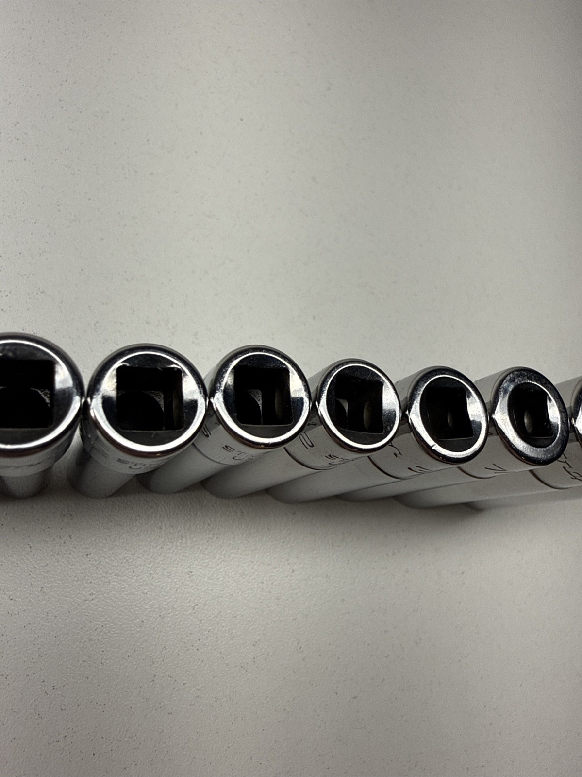 Snap-on Tools 1/4″ Drive SAE Deep 12 POINT Chrome Socket Set 110STMDY VERY GOOD