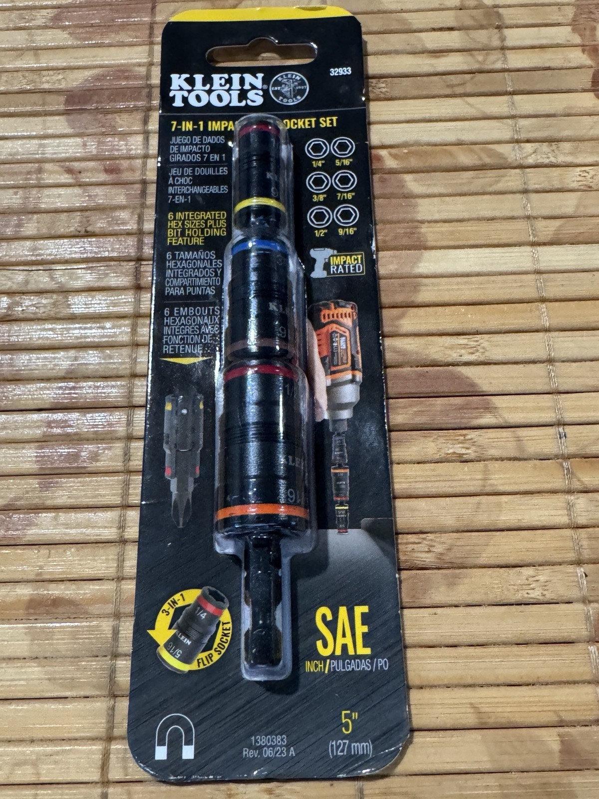 Flip Socket Set 7-in -1 Klein Tools 32933 (SAE) Impact Driver