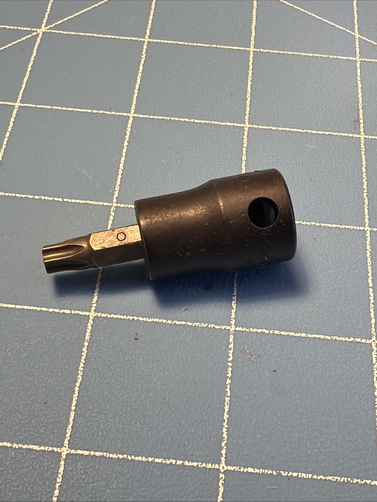 Snap-On PFTX30E 3/8″ Drive TORX T30 Socket Pinless Power Socket