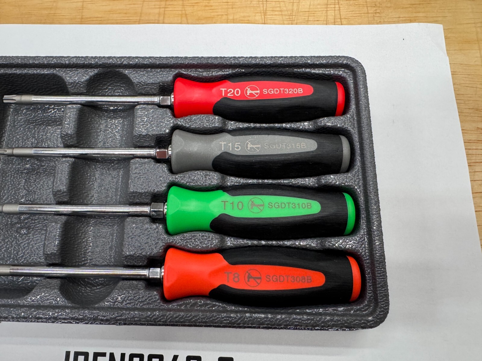 Snap-on Tools NEW MULTI-COLOR 4pc Mini Soft Grip Torx Screwdriver Set SGTX40BMC