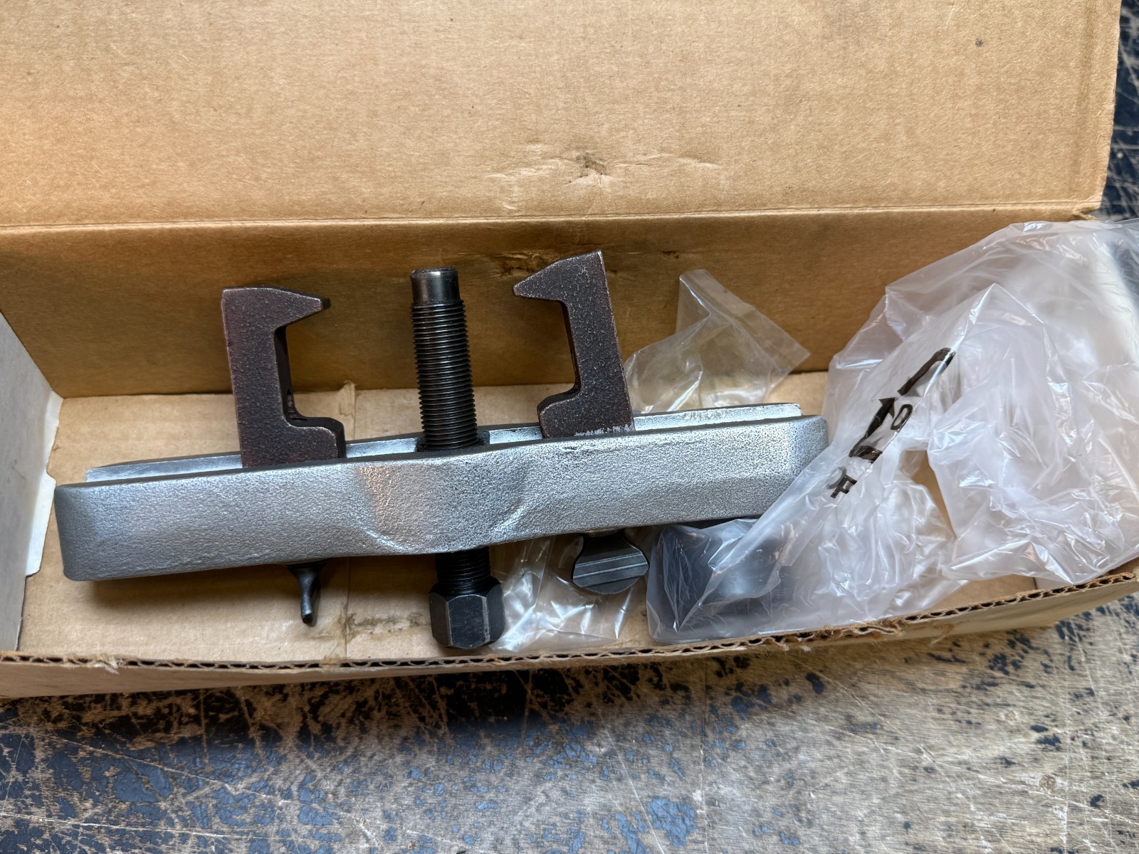 Four Seasons 59501 A/C Puller Service Kit 2 Jaw