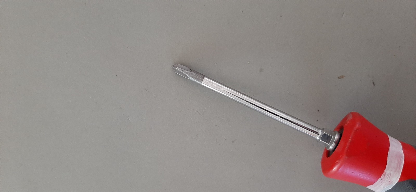 Snap-on SHDP31IR No # 1 Phillips Red Gray Instinct Grip Screwdriver USA Marked
