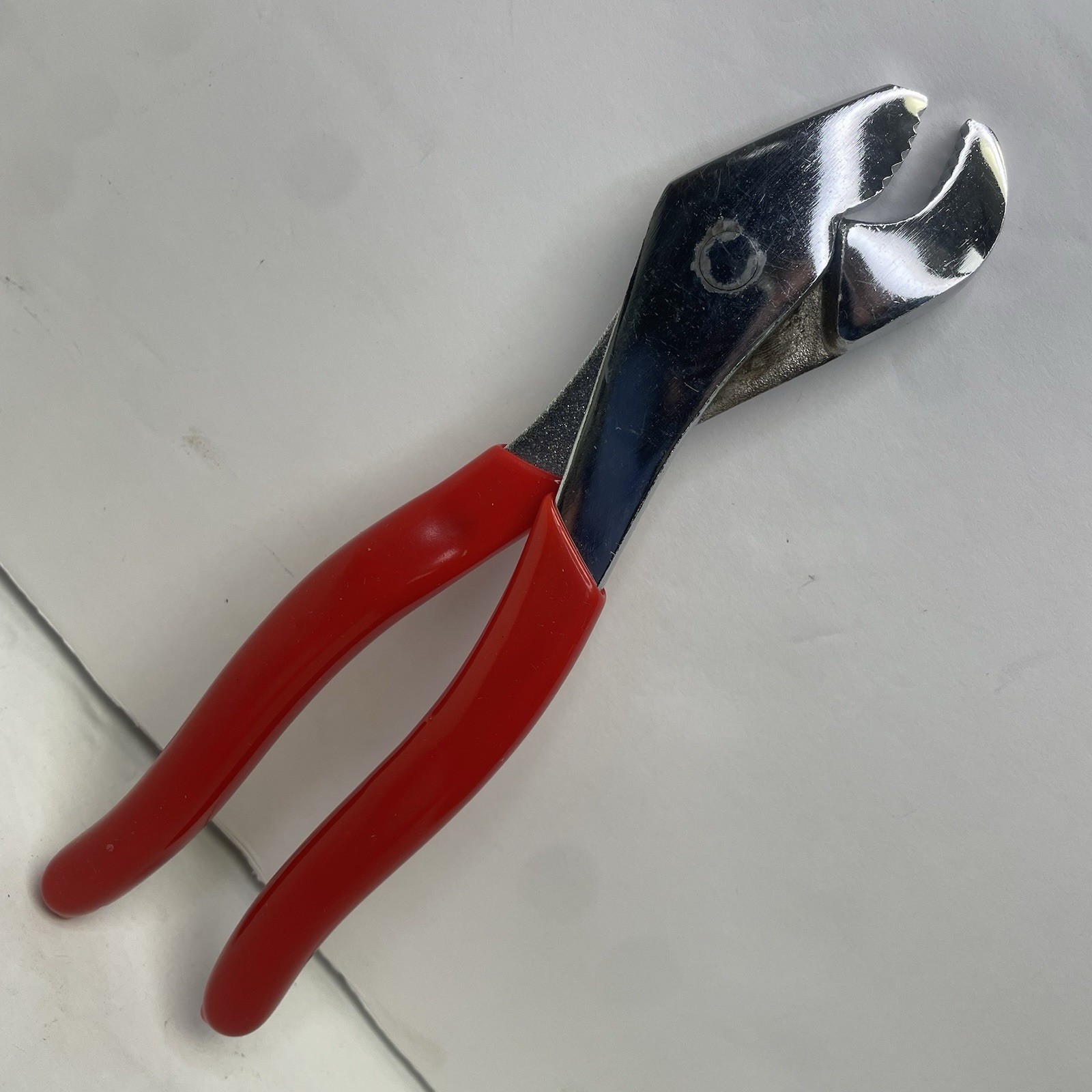 Angle nose battery nut pliers – red handle – 7.5 in – used